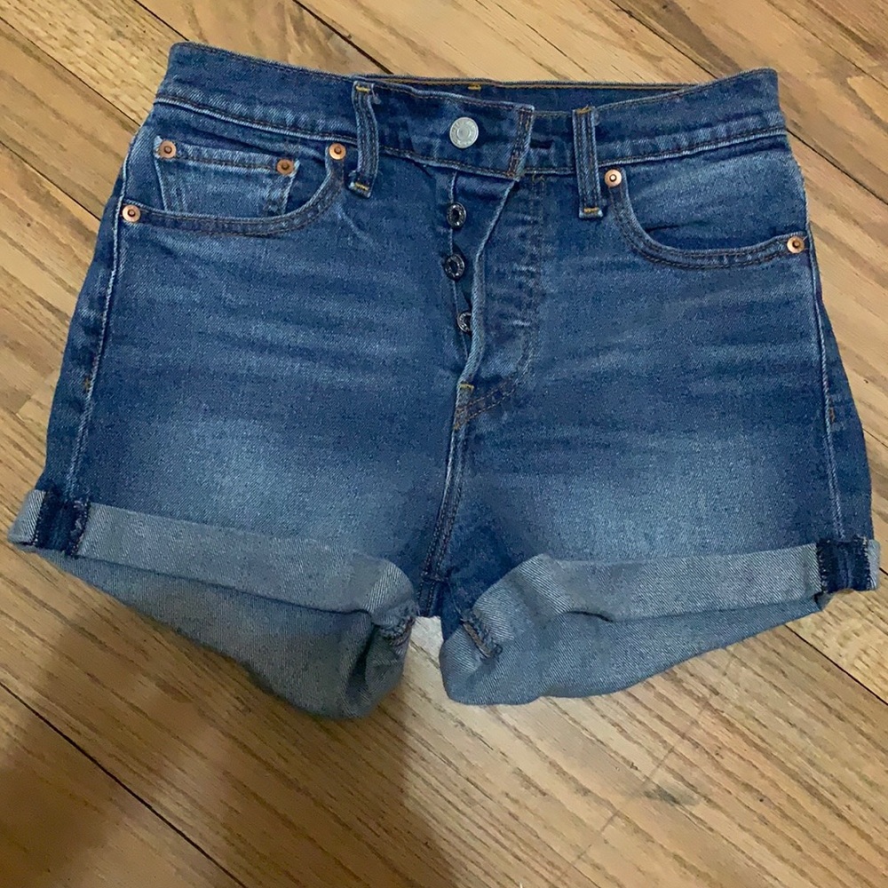 Levi Shorts